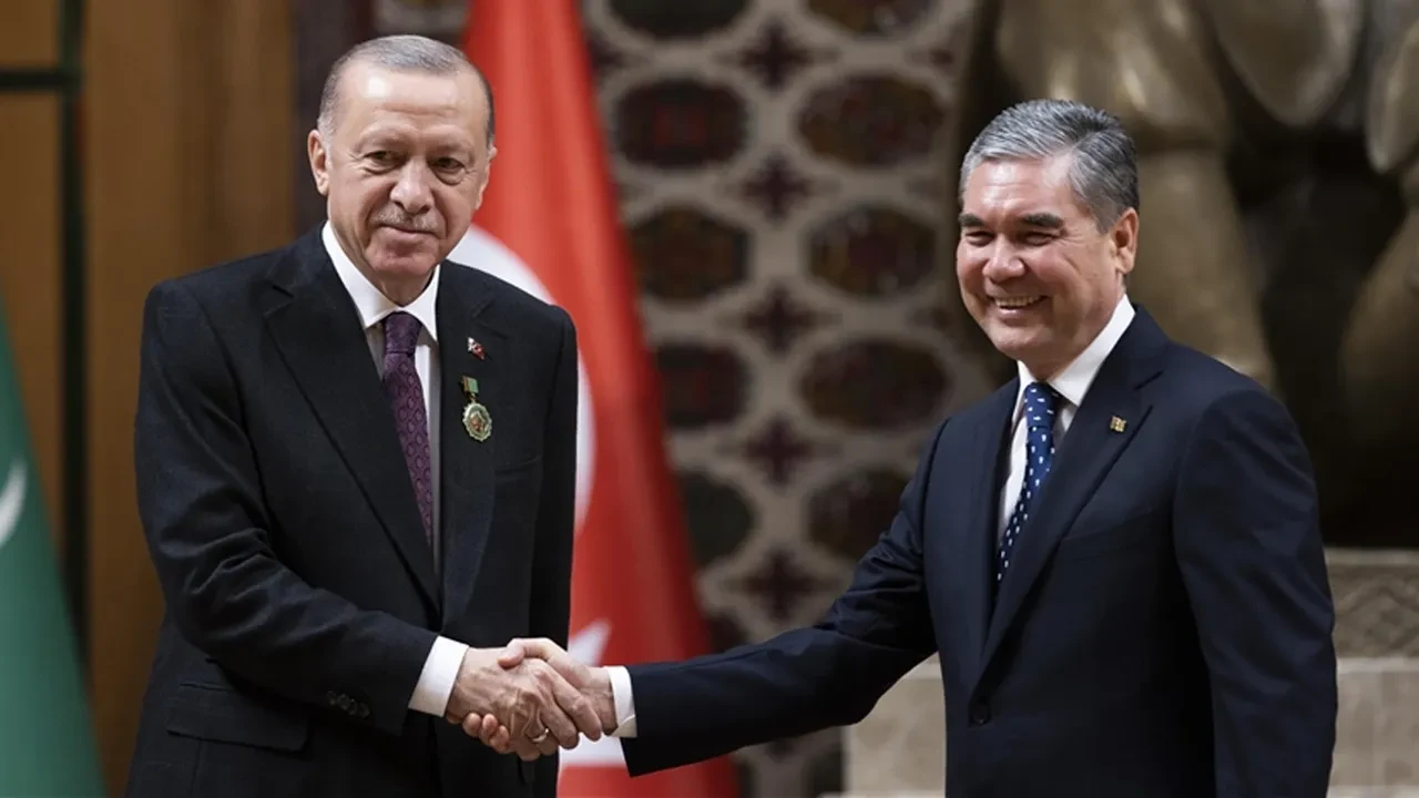Cumhurbaşkanı Erdoğan, Gurbangulu Berdimuhammedov ile görüştü