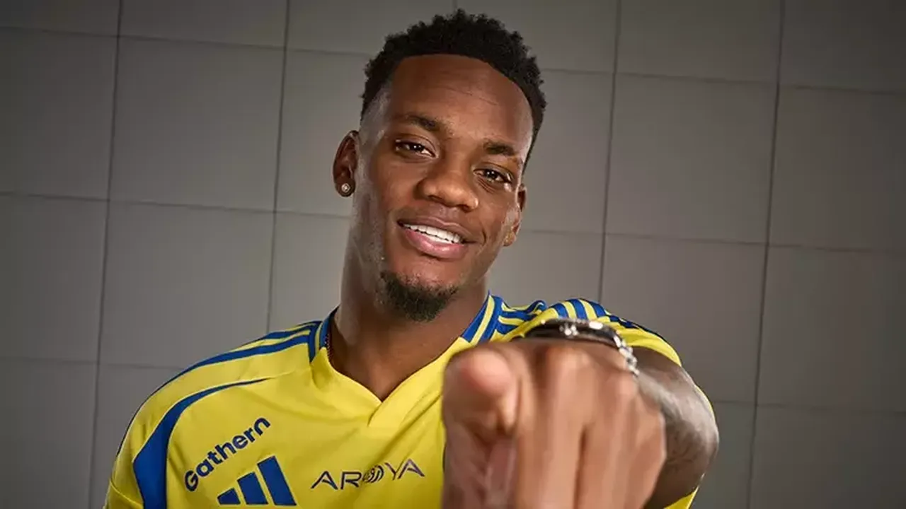 Fenerbahçe'de Jhon Duran heyecanı! Verilecek maaş dudak uçuklattı