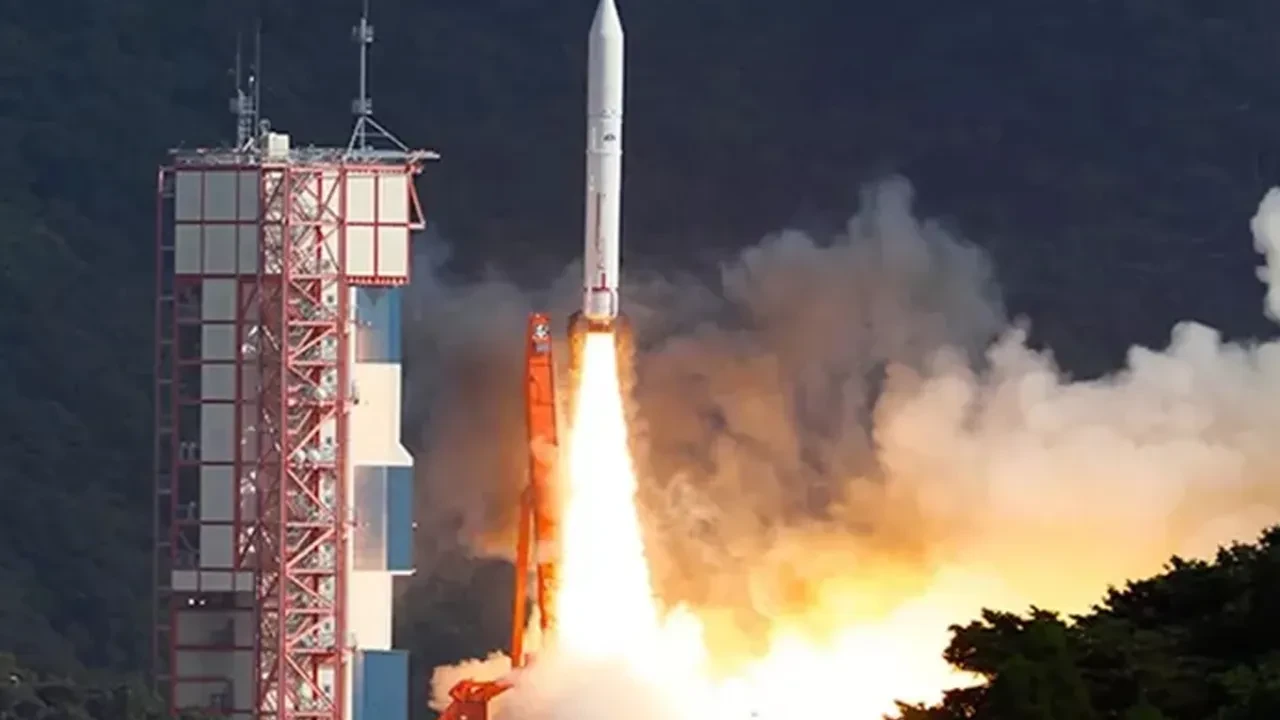  Japonya amiral gemisini son kez uzaya gönderdi!