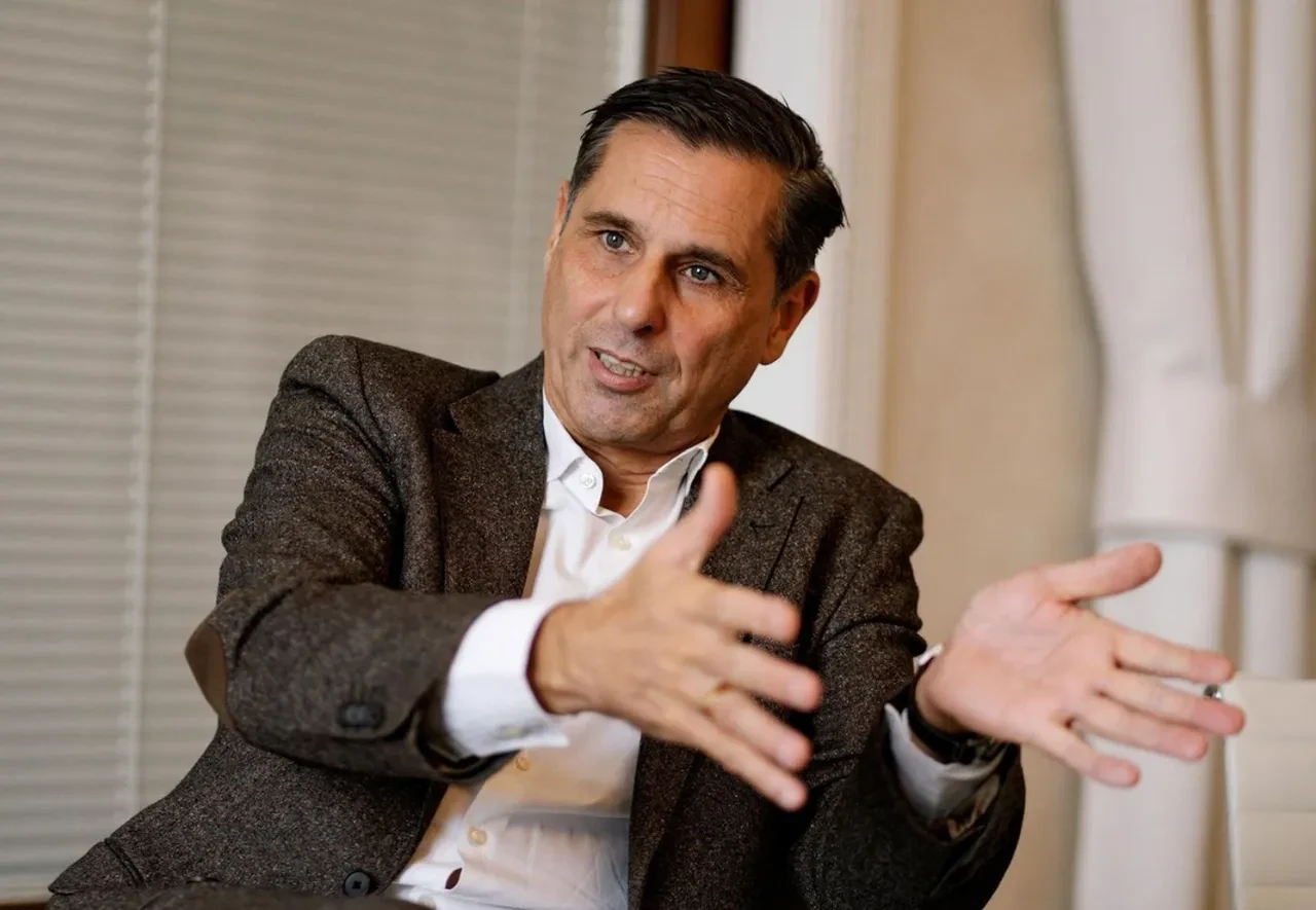 Skoda Octavia yeni ve tartışmalı tasarımıyla geliyor! Markanın yüzü değişiyor