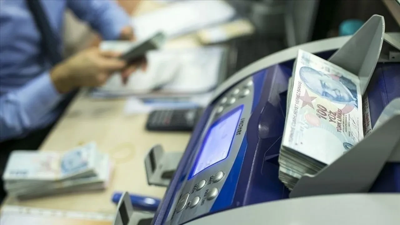 Tatil masrafları faizsiz kredi aratıyor! İşte sıfır faizli kredi veren bankalar