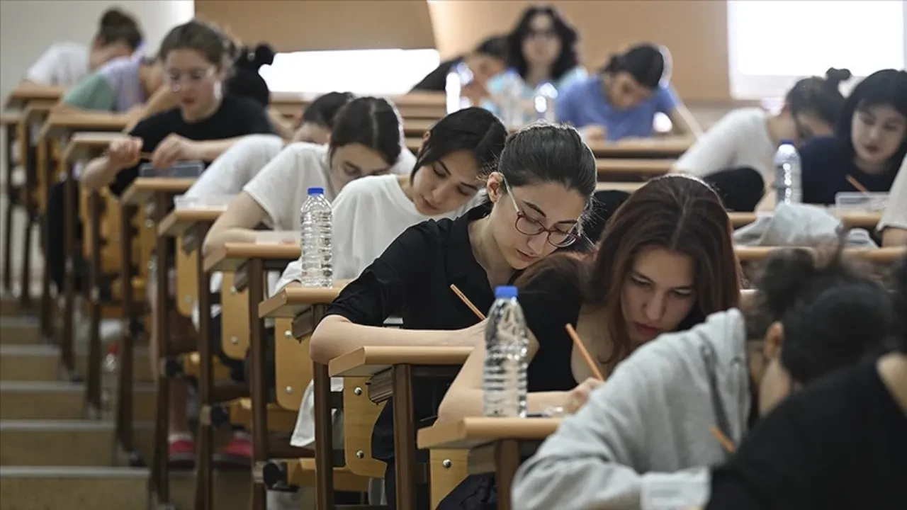 2025 YKS başvuru sayısı açıklandı! TYT ve AYT’ye kaç kişi girecek?