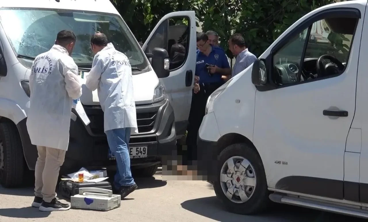 Antalya'da korkunç ölüm! Bir anda fenalaşıp araçtan indi, ölüme uzandı