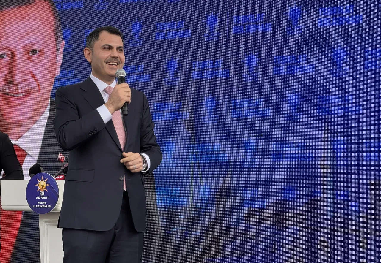 Bakan Kurum'dan 'Yarısı Bizden' paylaşımı