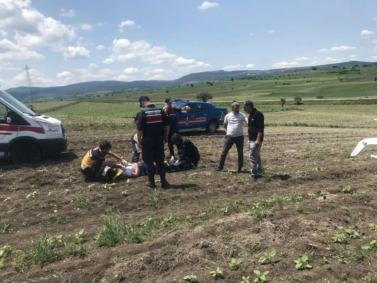 Bilecik'te eğitim uçağı kaza kırıma uğradı! Bölgeye çok sayıda ekip sevk edildi