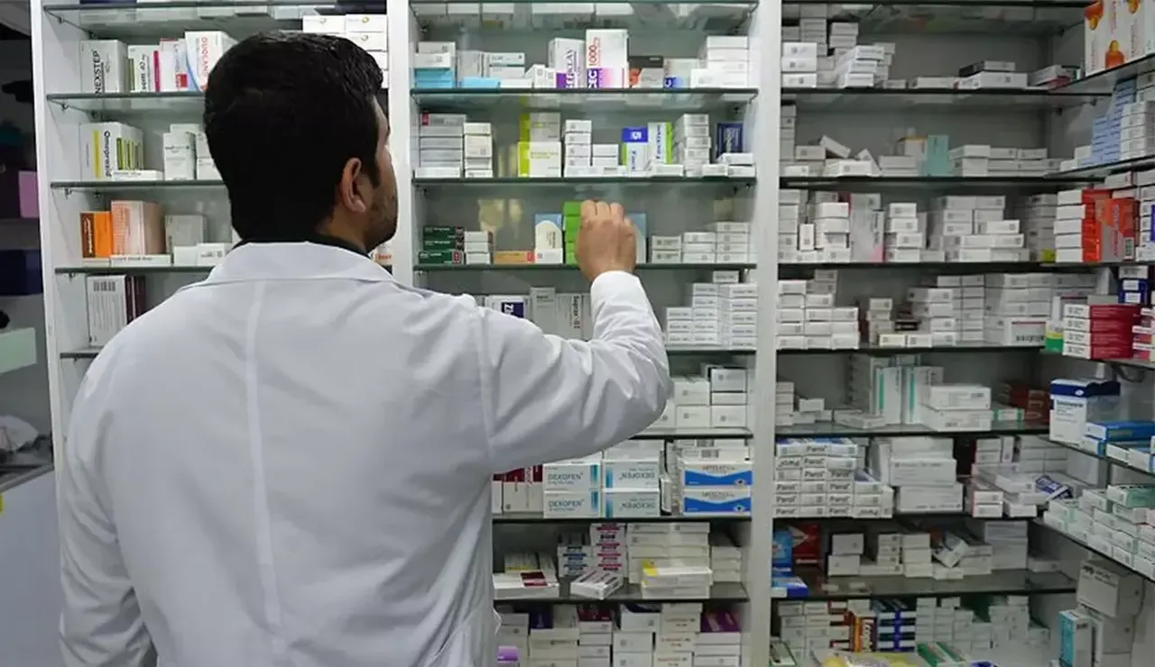 Eczaneler bayramda açık mı kapalı mı? Eczaneler ne zaman açılacak?