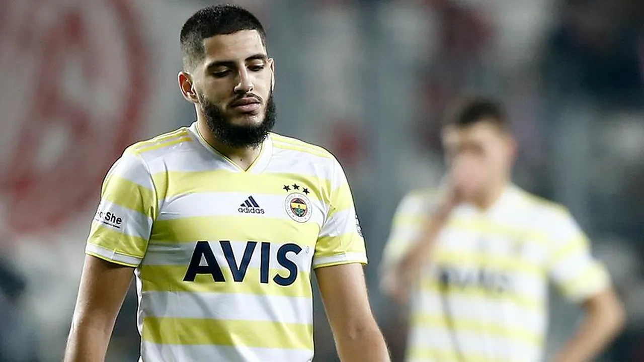 Fenerbahçe forması giymiş futbolcudan olay sözler! 'Bize hayvan gibi davrandılar'
