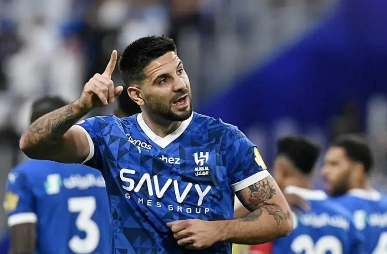 Fenerbahçe'nin forvet transferinde flaş Osimhen planı! Beklemeye geçtiler