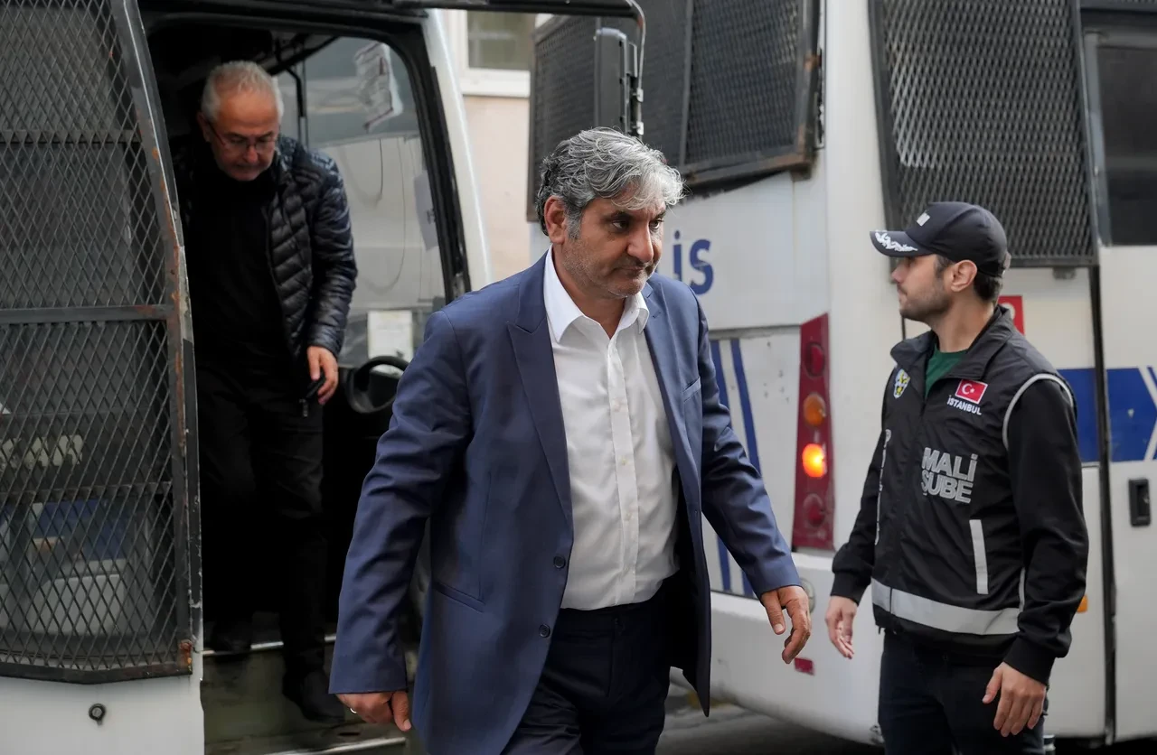 İBB yolsuzluk soruşturmasında 5. dalga! CHP'li 5 belediye başkanı tutuklandı