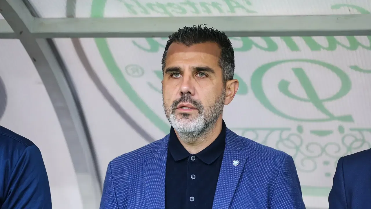 Alper Avcı, İstanbulspor ile anlaştı