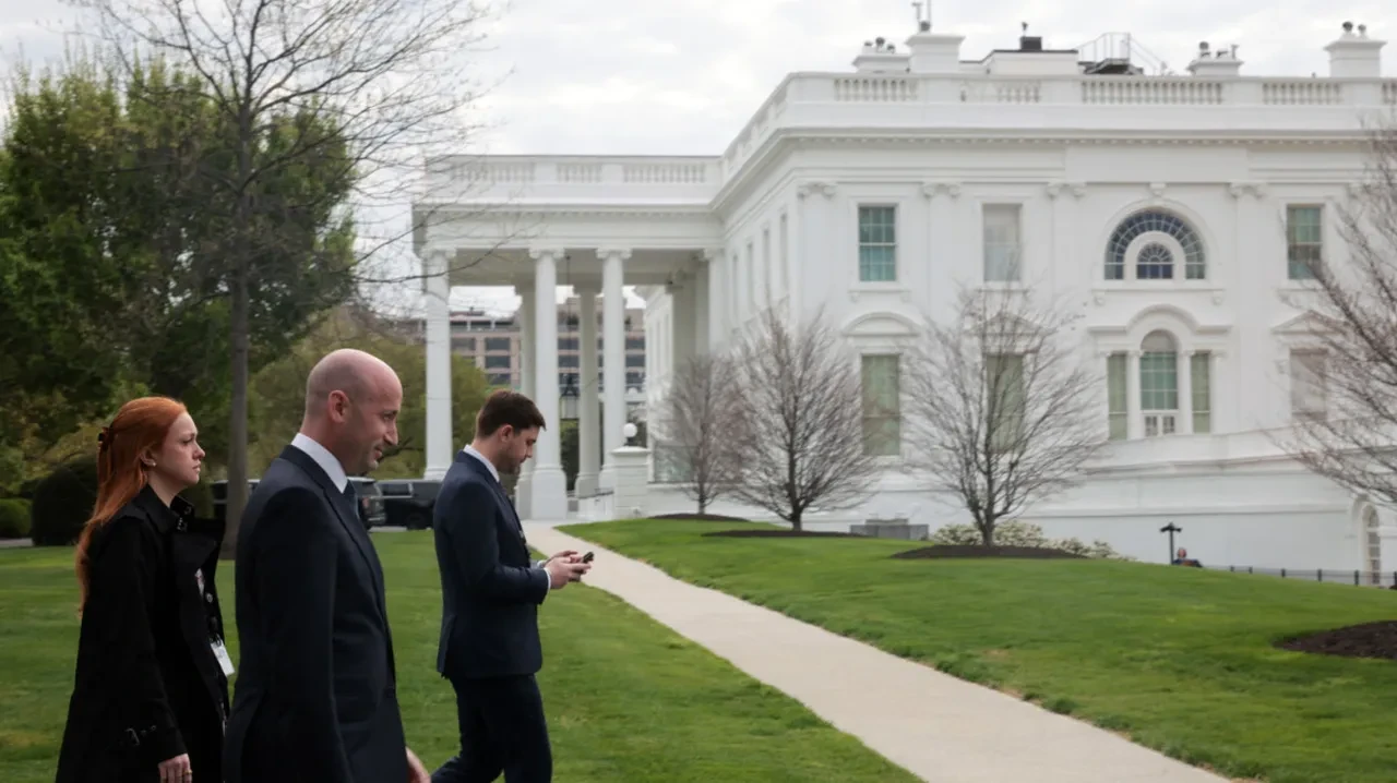 Trump-Netanyahu gerilimi: ABD'de İsrail yanlısı yetkililer kovuldu!