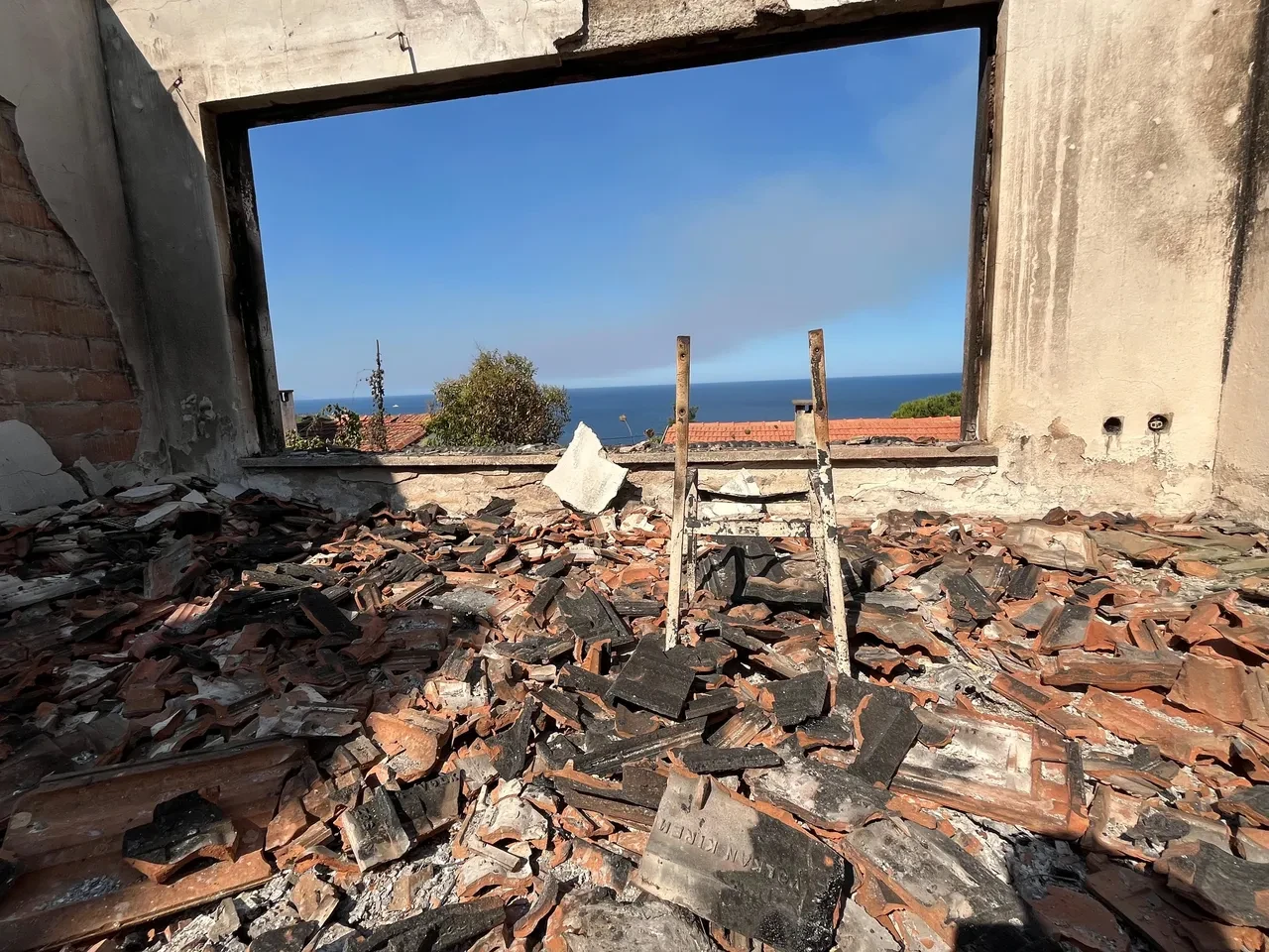 40 yıllık anılar bir gecede yandı!