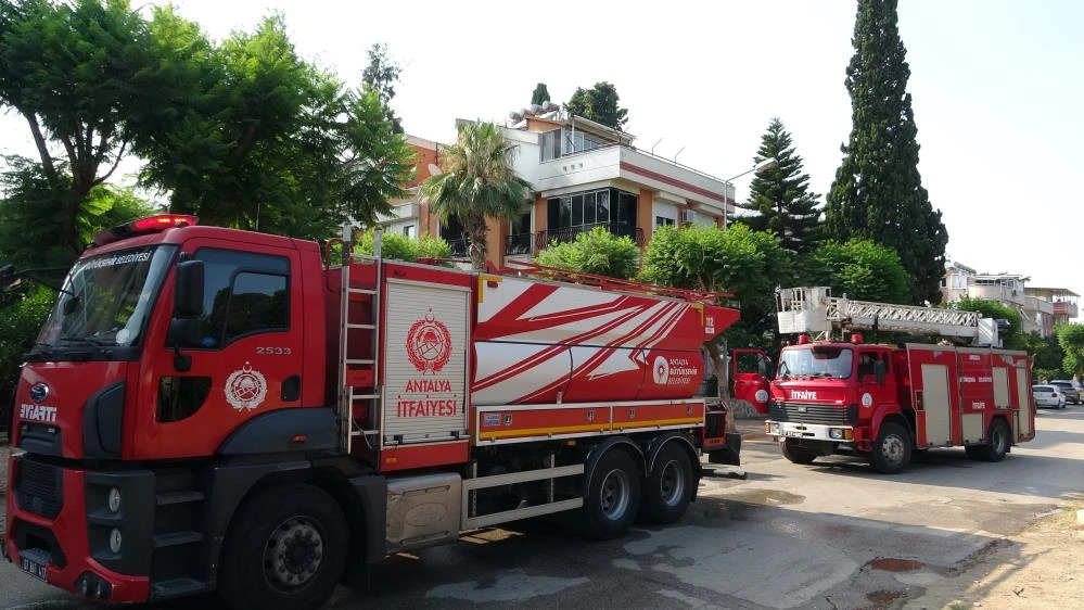 Antalya’ya, İsviçre'den tatile gelen gurbetçinin evi 1 saat içinde küle döndü!