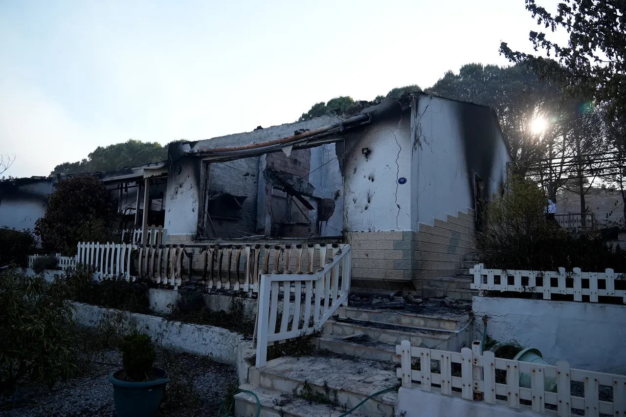 İzmir Doğankent sitesi Seferihisar yangınında etkilendi! Orman yangını söndü mü?