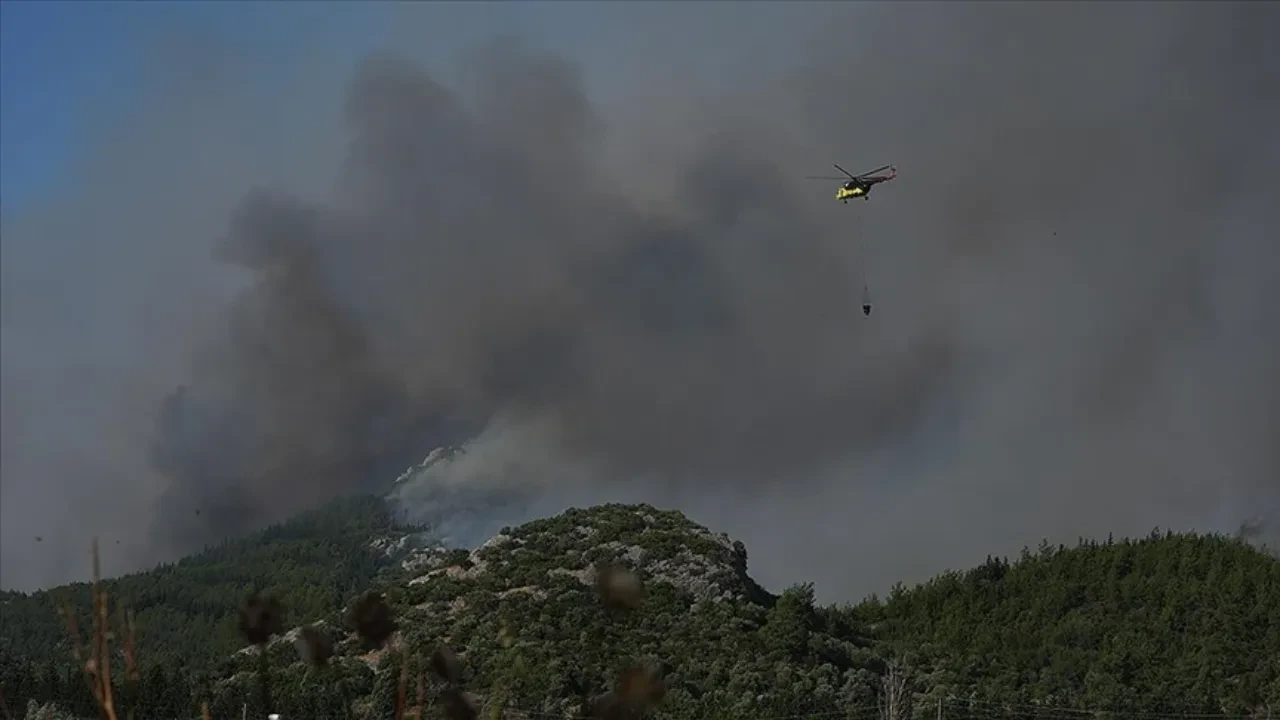 İzmir Seferihisar yangını söndürüldü mü son dakika? Yangında son durum