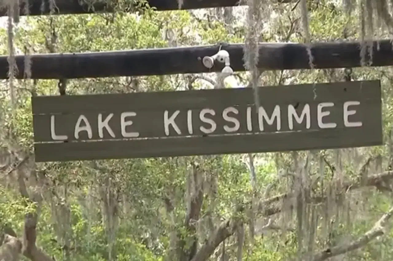 Kanoyu devirdi, ölüm yuvarlamasıyla kadını yuttu! Korkunç timsah saldırısı