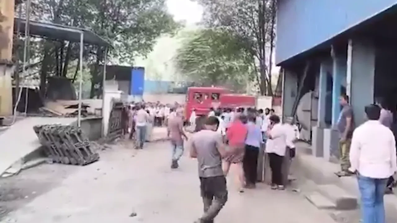 Kimya fabrikası havaya uçtu: Hindistan'da çok sayıda ölü ve yaralı