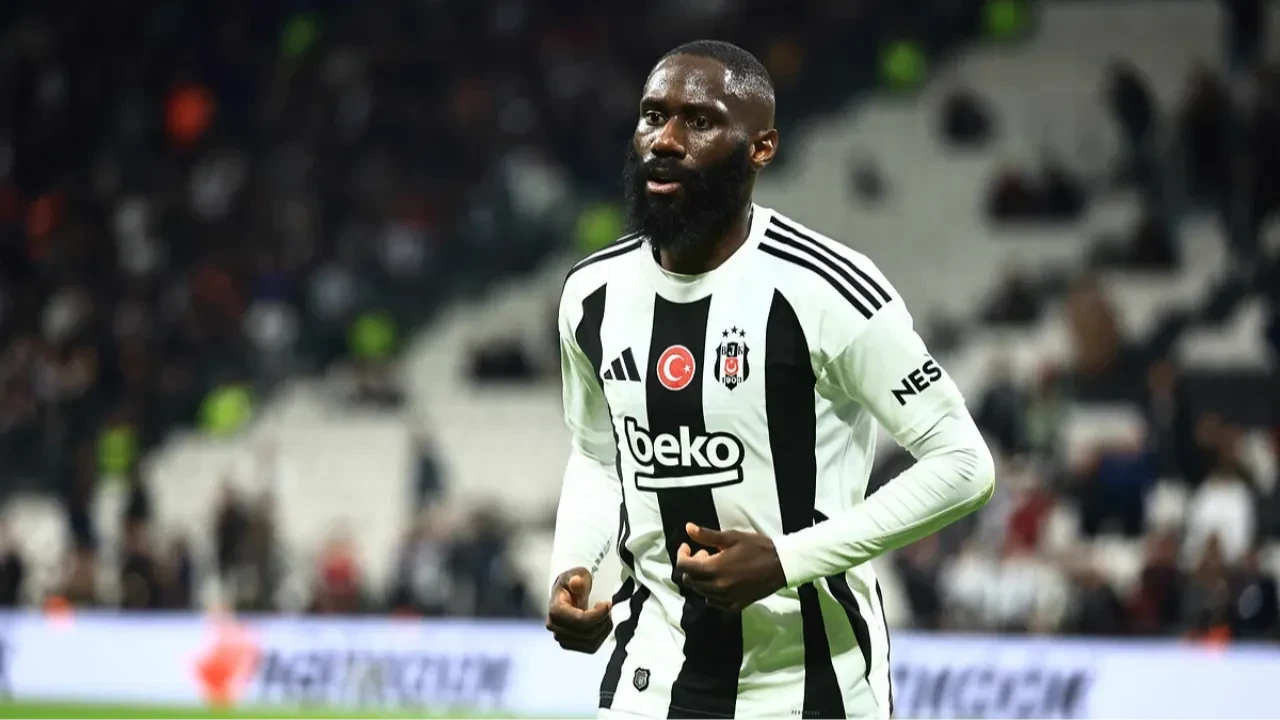 Beşiktaş'ta Arthur Masuaku'ya neden tepki gösteriliyor?