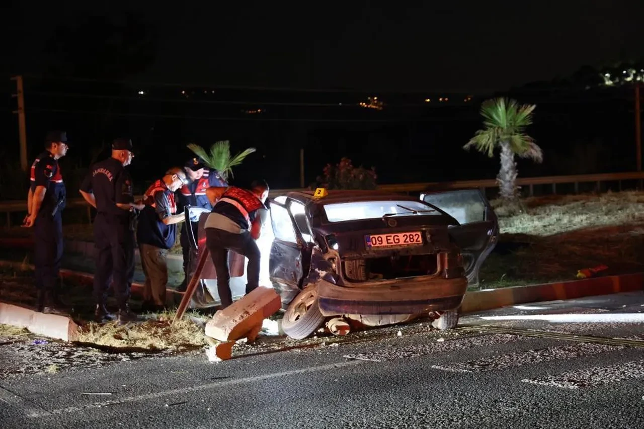 Aydın'da kahreden kaza! İki otomobil çarpıştı: Ölü ve yaralılar var
