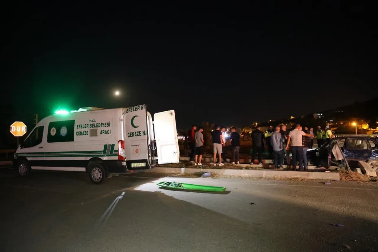 Aydın'da kahreden kaza! İki otomobil çarpıştı: Ölü ve yaralılar var