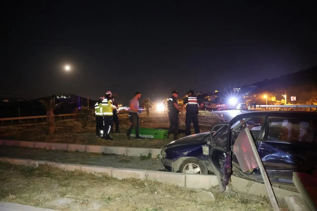 Aydın'da kahreden kaza! İki otomobil çarpıştı: Ölü ve yaralılar var