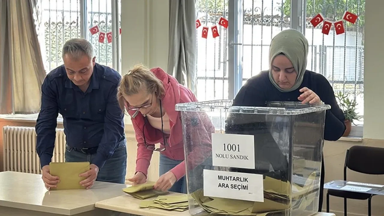 Bir garip muhtarlık seçimi! Kendisine oy vermeyi unuttu, sandıktan oylar eşit çıktı