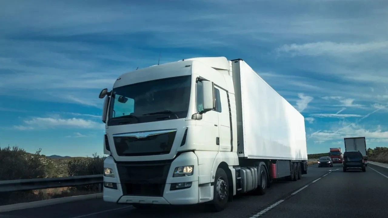 Bugün 16.00'dan itibaren bu araçlar trafiğe çıkamayacak! Yola çıkacaklar dikkat