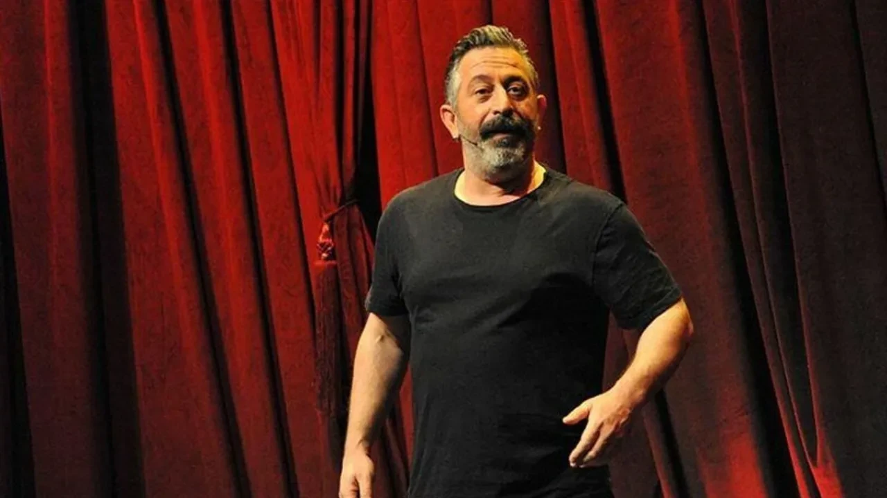 Cem Yılmaz kendini şımarttı! Yeni motosikletinin fiyatı ortaya çıktı 