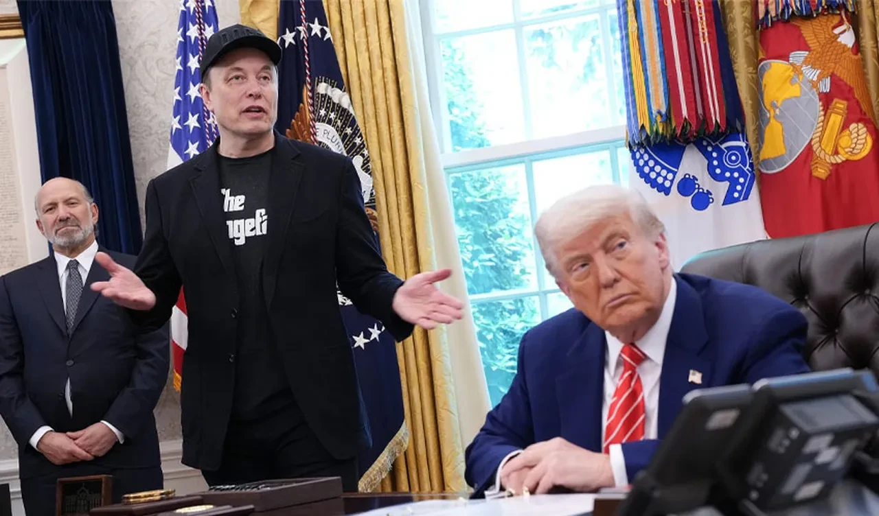 Donald Trump ile Elon Musk arasında neler oluyor? Milyarderlerin arasına kara kedi girdi