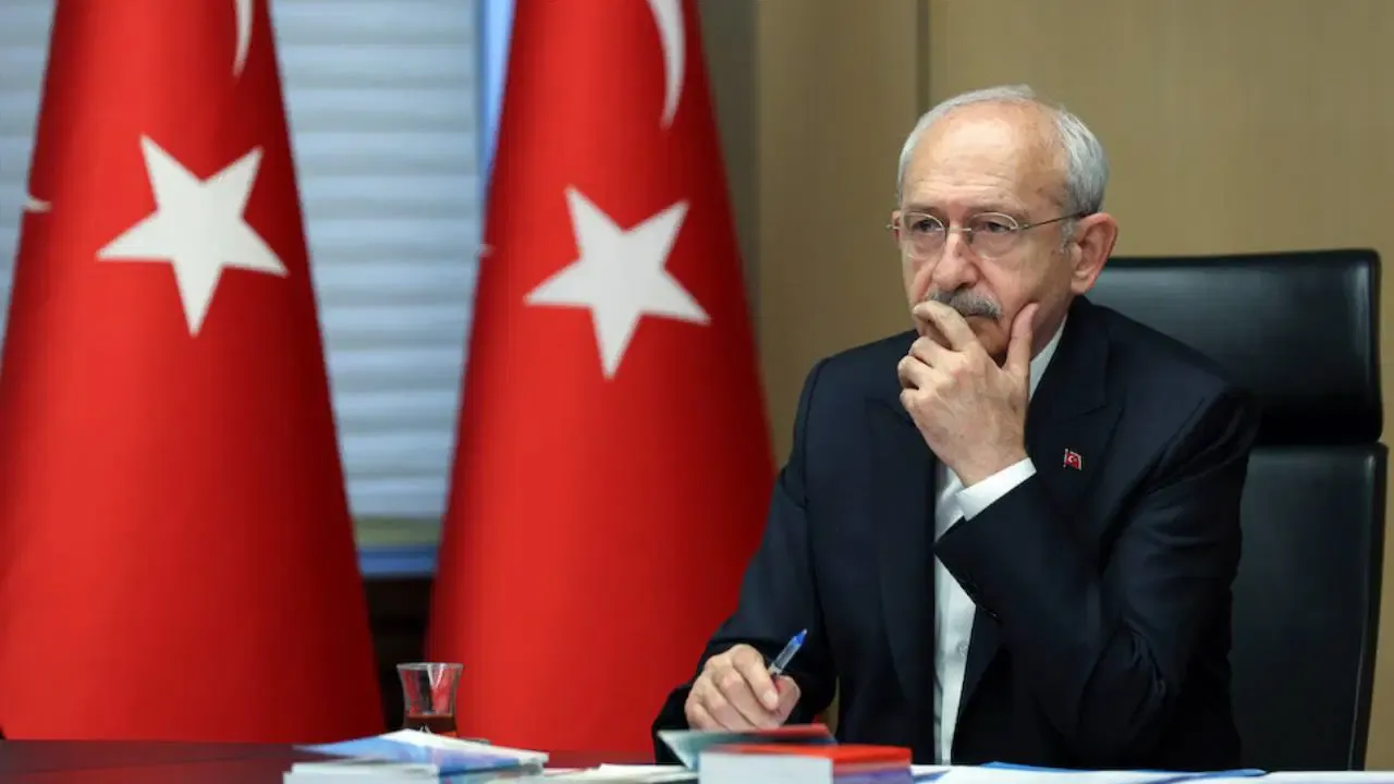 Ekrem İmamoğlu ile Özgür Özel parti kuracak iddiası: Cem Küçük yorumladı! Mansur Yavaş detayı dikkat çekti