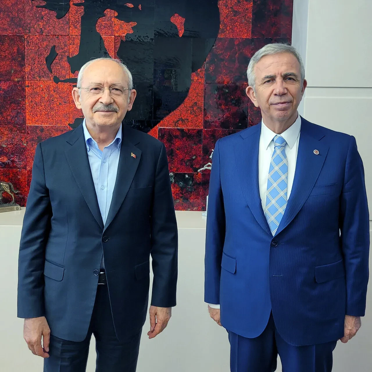 Ekrem İmamoğlu ile Özgür Özel parti kuracak iddiası: Cem Küçük yorumladı! Mansur Yavaş detayı dikkat çekti