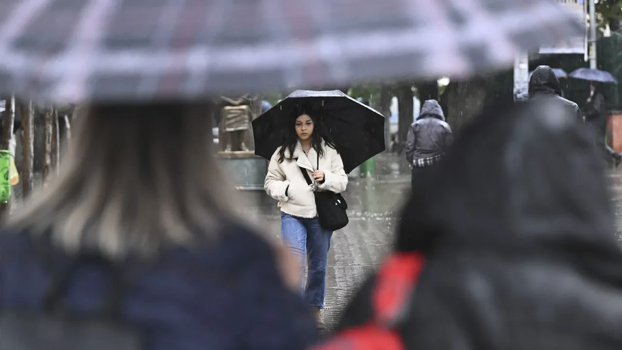 Meteoroloji saat vererek uyardı: 3 bölgeye dikkat! Sağanak yağmur geliyor