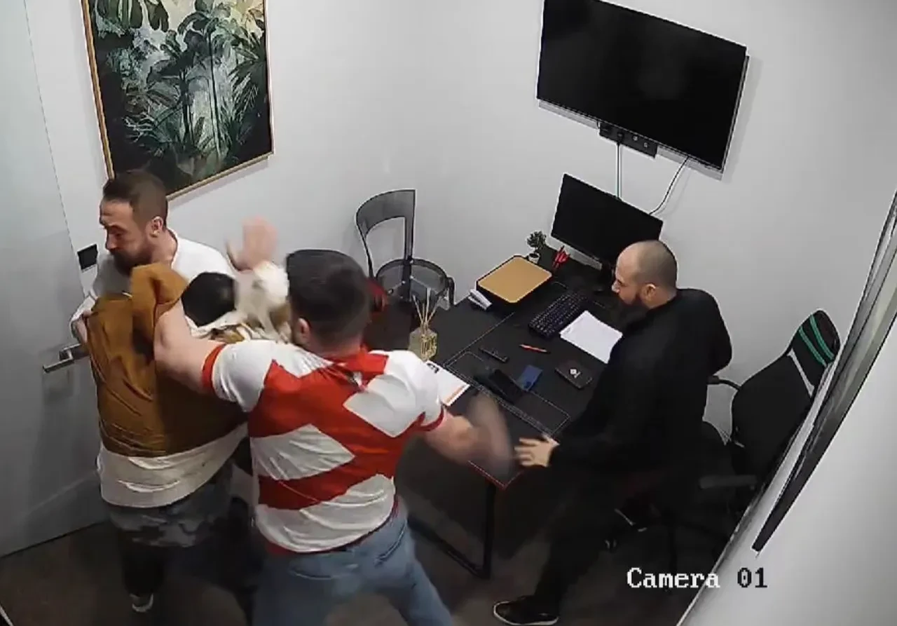 Milli sporcuyu iş yerine çağırıp dakikalarca dövdüler! Şoke eden görüntüler