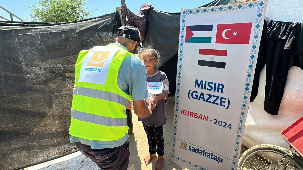 Sadakataşı Gazze’ye 5 bin hisse kurban ulaştıracak