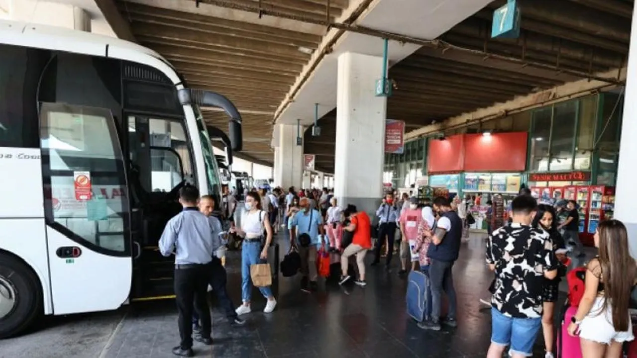 Bayramda otobüslerde gizli yolcular mı olacak? EGM’den 3 bin gizli yolcu açıklaması