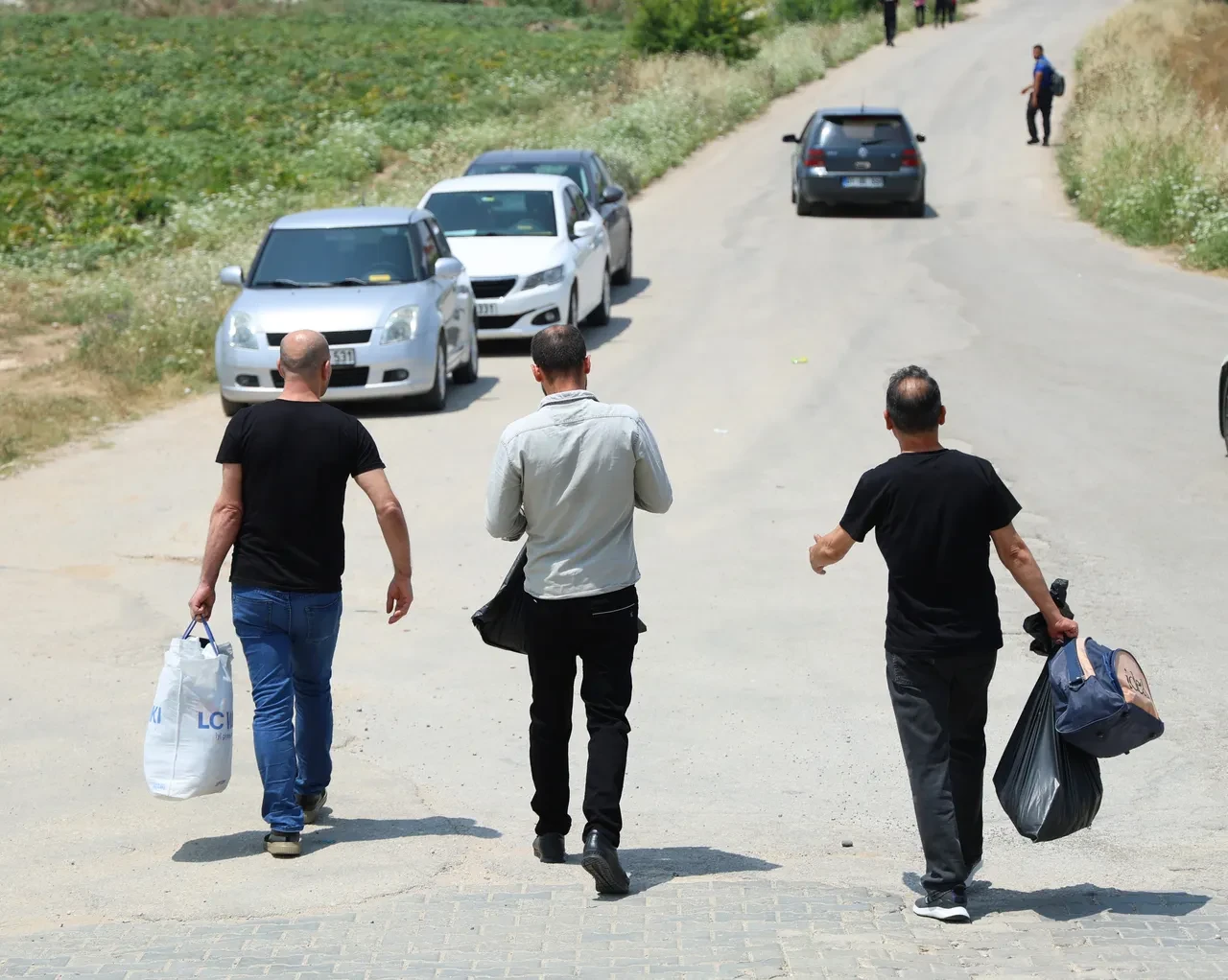 Cezaevlerinden tahliyeler başladı! Serbest bırakılan genç: 'Bir af daha istiyoruz, babam da çıksın'