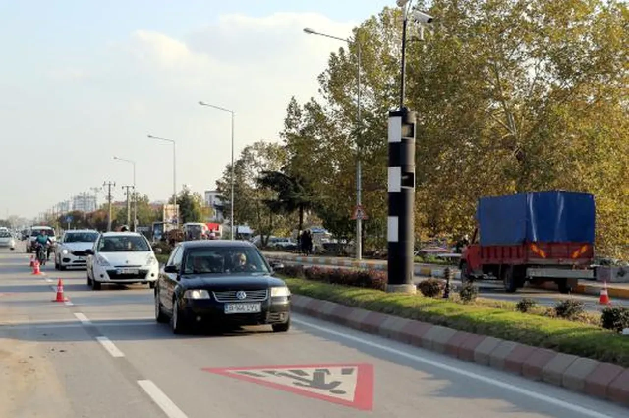 Kurban Bayramı’nda yola çıkacaklar dikkat! Radar noktaları belli oldu: Yola çıkmadan göz atın
