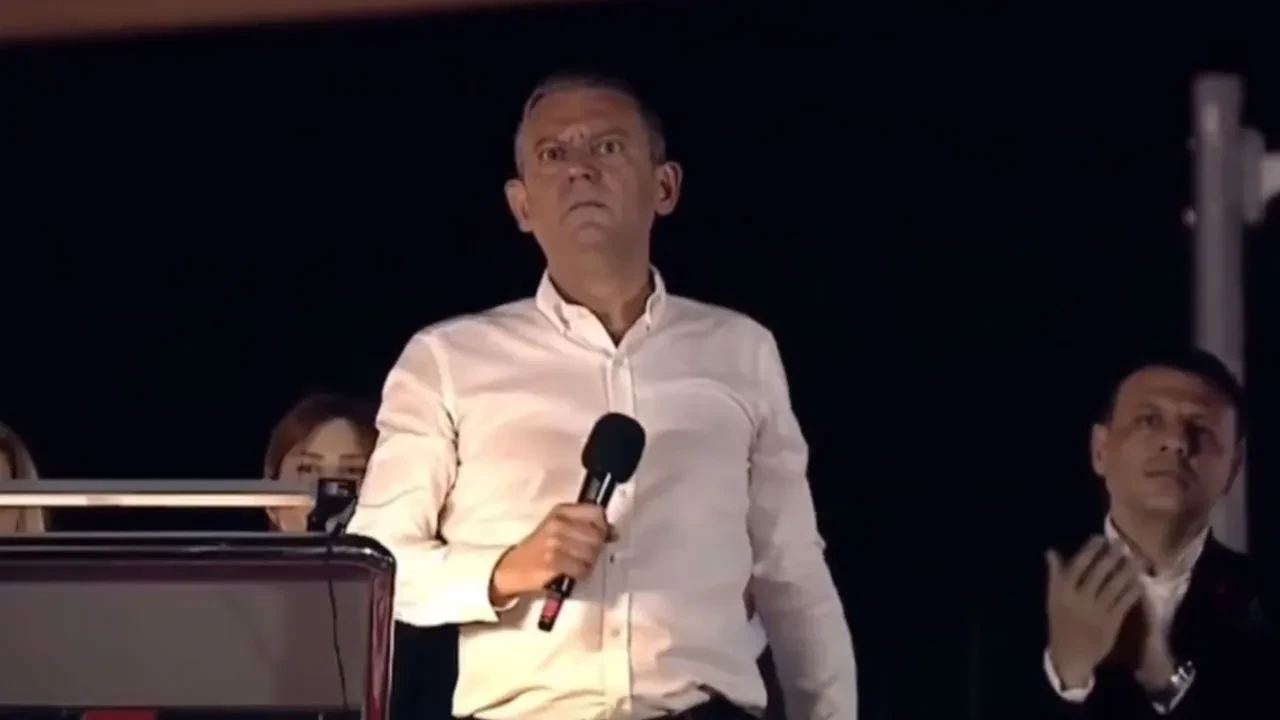 Mitingdeki sözleri başını yaktı! CHP lideri Özgür Özel hakkında soruşturma