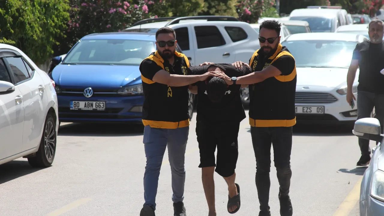 Ters yönden girip kadın sürücüye korku dolu anlar yaşattı! İfadesi 'pes' dedirtti