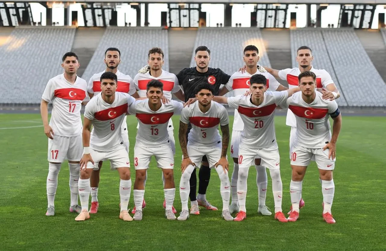 Ümit Milliler Karadağ'la berabere kaldı!