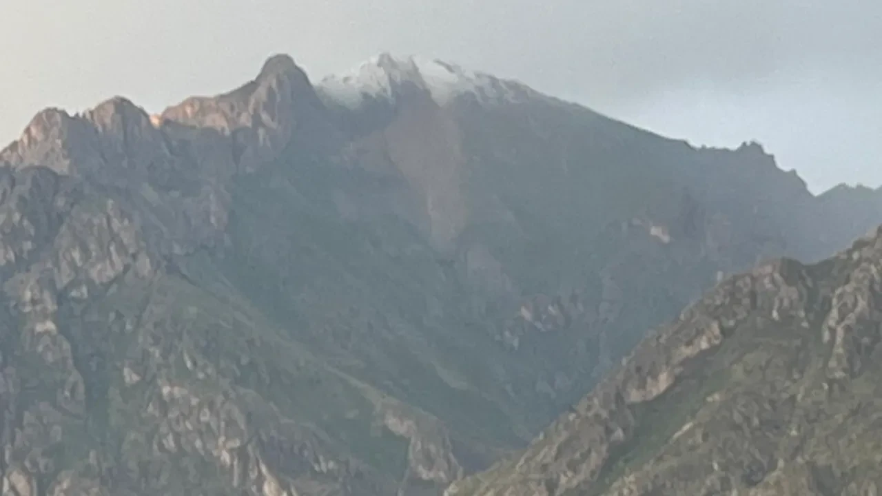Yaz sıcakları Hakkari'ye uğramadı! Haziran ayında kar sürprizi