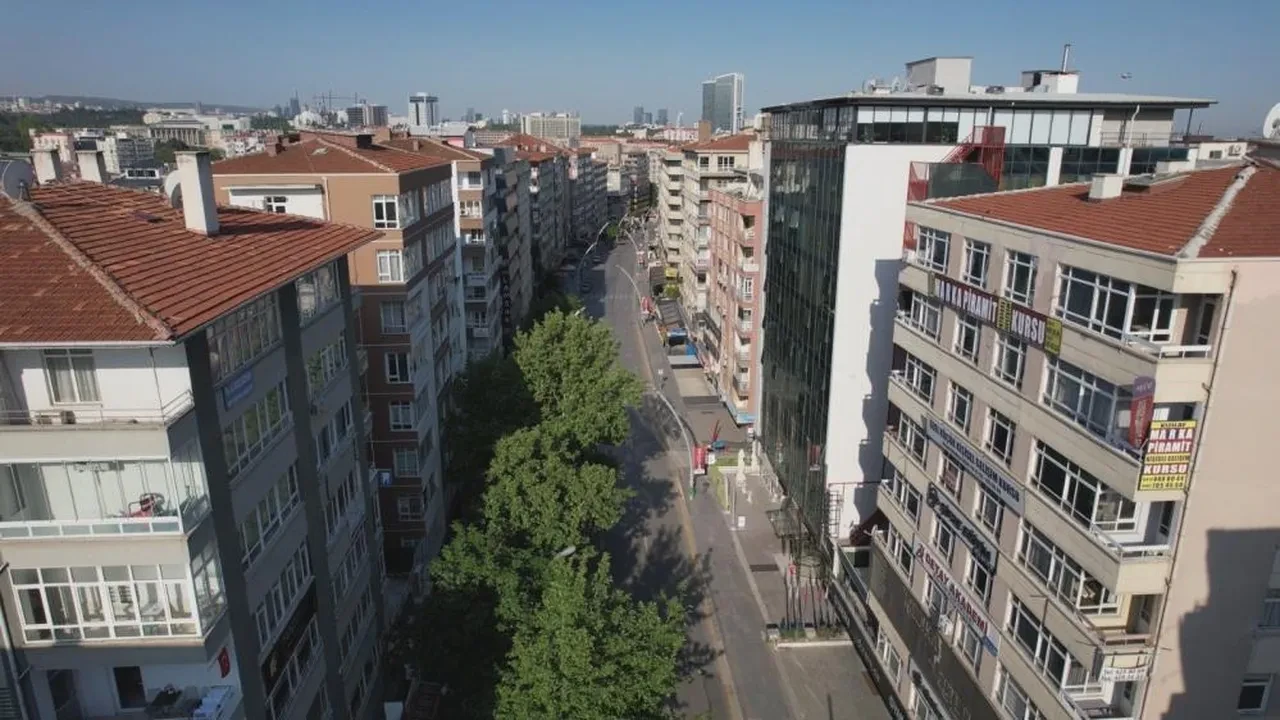 Ankara’da bayram sessizliği: Sokaklar boş kaldı