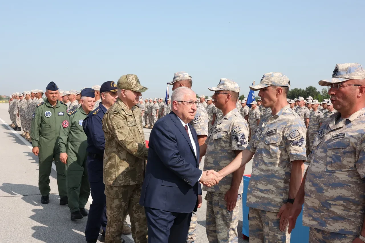Cumhurbaşkanı Erdoğan'dan Mehmetçik'e bayram mesajı! 'Gök Vatan'ın muhafızlarısınız'