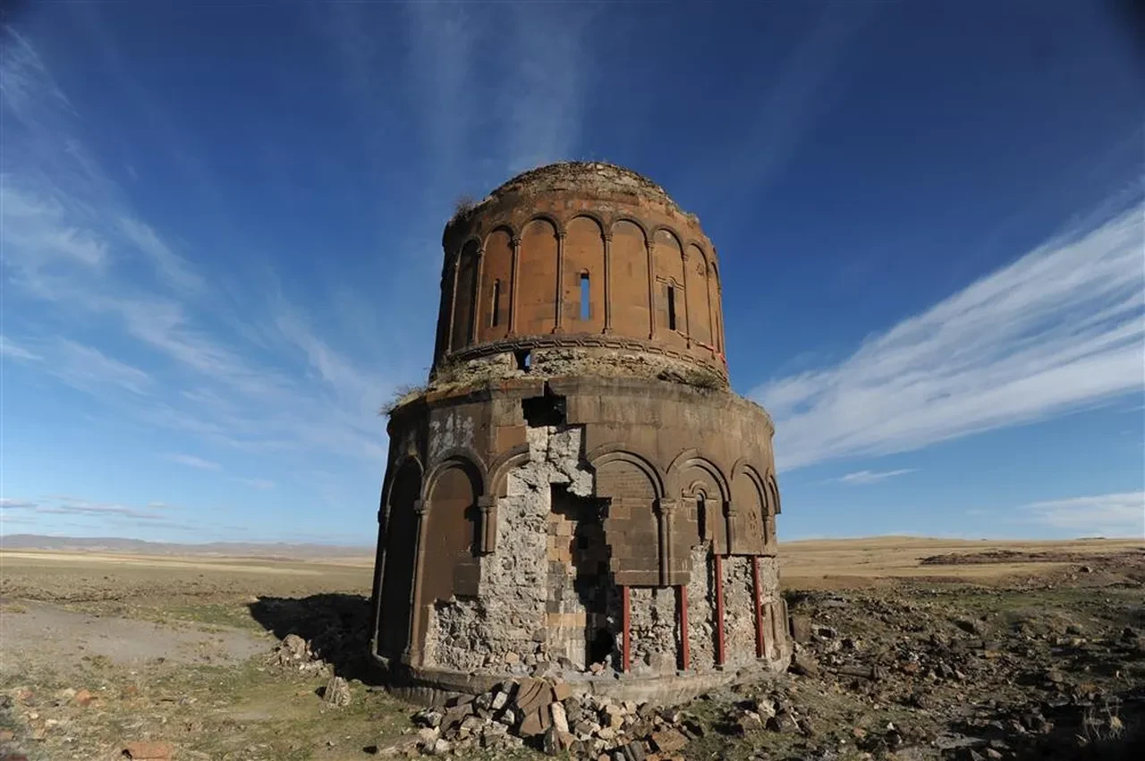 Kars'taki Ani kazılarında bulundu! Eşi benzeri yok: Öyle bir özelliği var ki...
