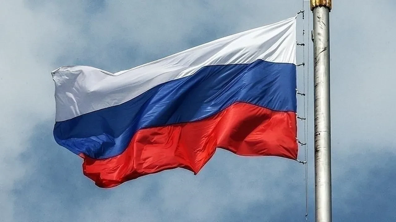 Rusya, 2022'den beri ilk kez politika faizi düşürdü