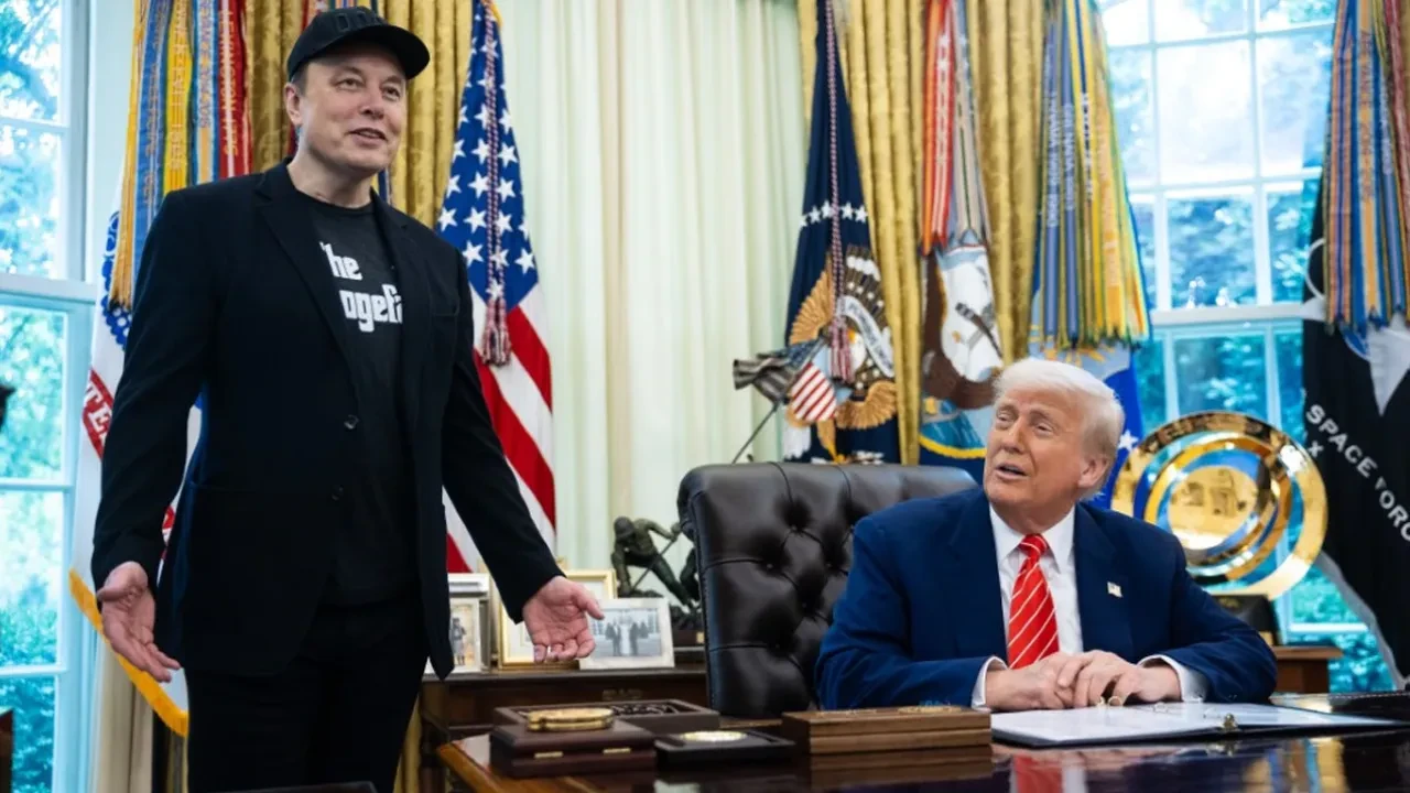 Trump - Elon Musk gerilimi tırmanıyor: Aklını kaçırmış! Tesla detayı çok konuşulur
