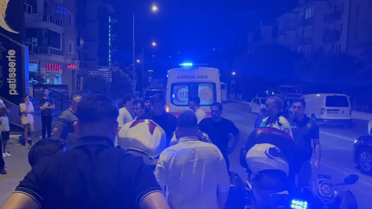 Ehliyeti iptal edilen sürücü yayaya çarptı