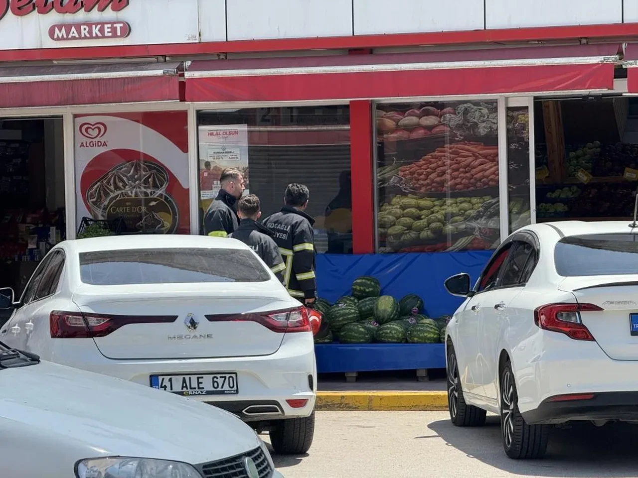 Kocaeli'de kıyma makinesi faciası: Genç kadının parmakları koptu