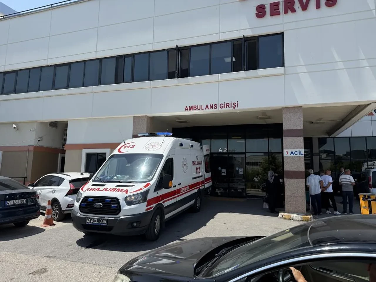 Kocaeli'de kıyma makinesi faciası: Genç kadının parmakları koptu