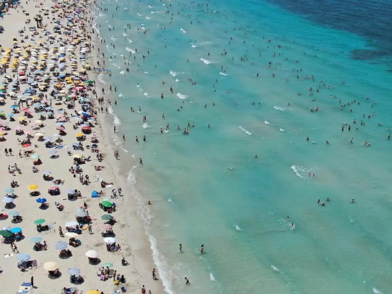 Kurban Bayramı’nda Çeşme’ye tatilci akını: Nüfus 1 milyonu aştı